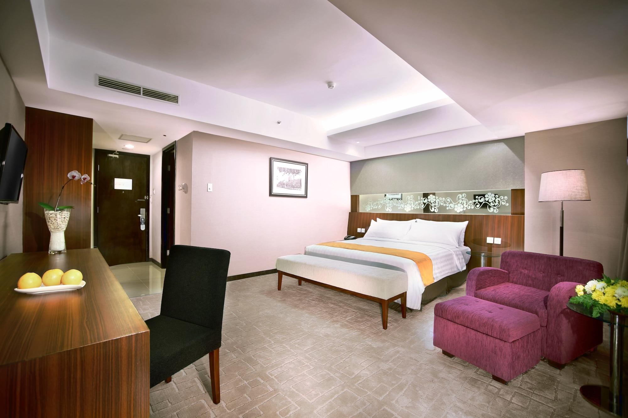 ASTON Madiun Hotel&Conference Center Exterior foto