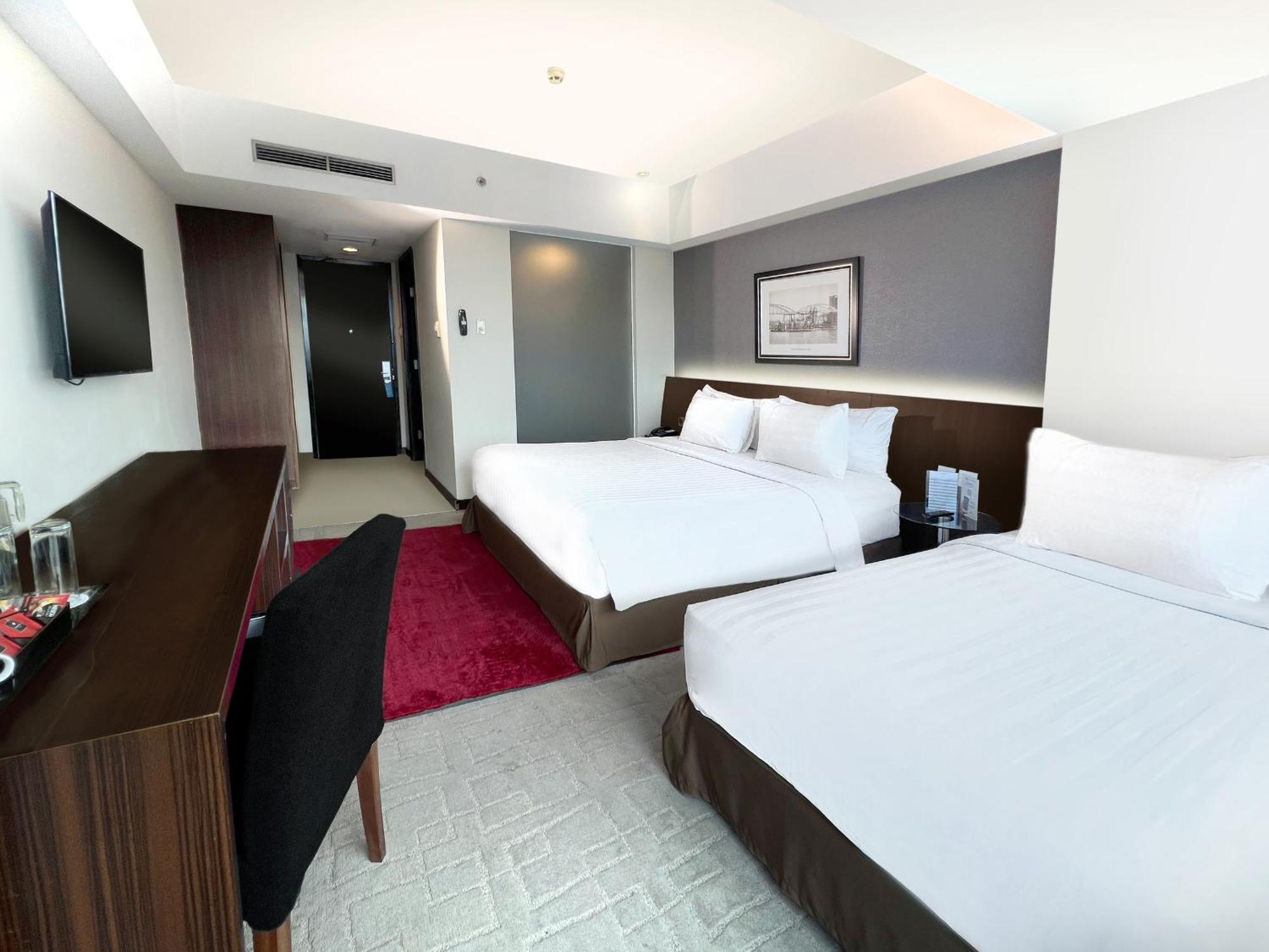 ASTON Madiun Hotel&Conference Center Exterior foto